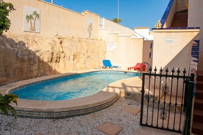 Image No.4-Propriété de 5 chambres à vendre à Orihuela