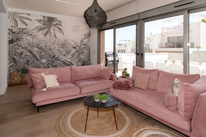 Image No.10-5 Bed Villa for sale