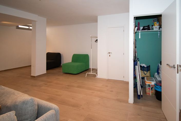 Image No.35-5 Bed Villa for sale