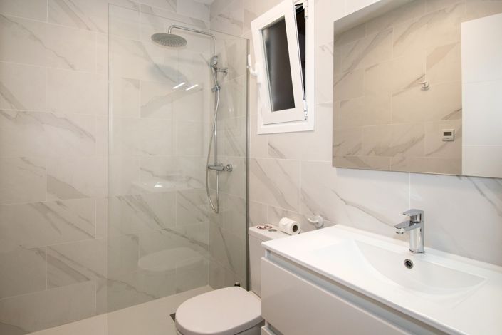 Image No.43-5 Bed Villa for sale