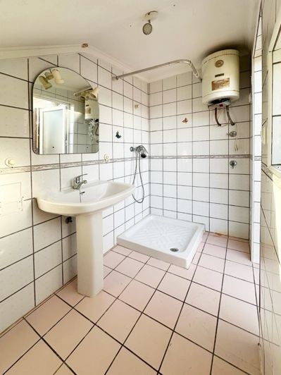 Image No.30-3 Bed Townhouse for sale