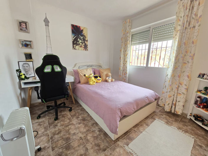 Image No.15-3 Bed Apartment for sale