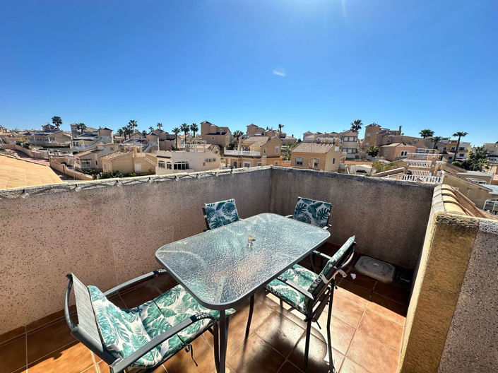 Image No.26-3 Bed Apartment for sale