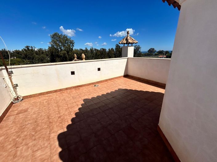 Image No.48-4 Bed Villa for sale