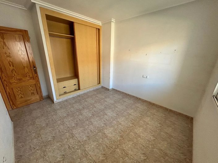 Image No.21-4 Bed Townhouse for sale