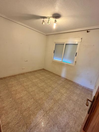 Image No.8-4 Bed Townhouse for sale