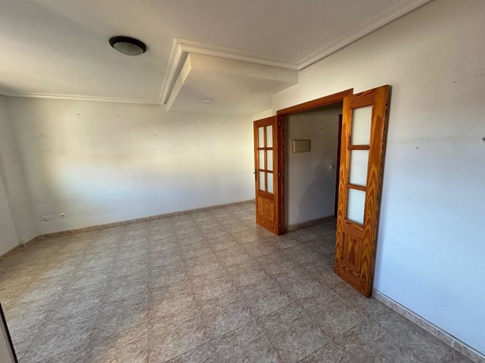 Image No.9-4 Bed Townhouse for sale