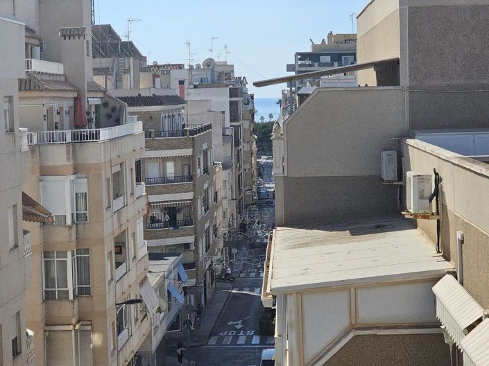 Image No.30-4 Bed Property for sale