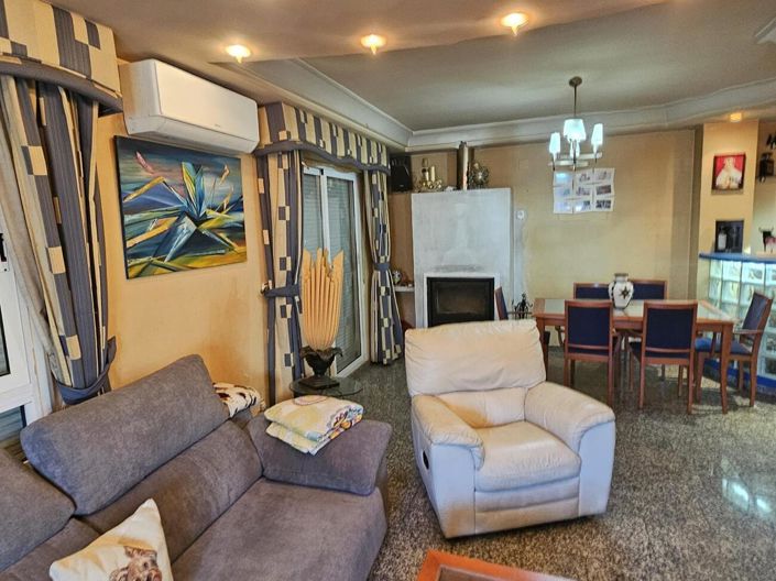 Image No.7-4 Bed Property for sale