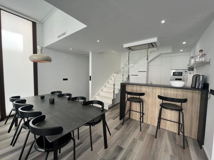 Image No.4-3 Bed Villa for sale