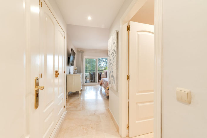 Image No.16-3 Bed Apartment for sale