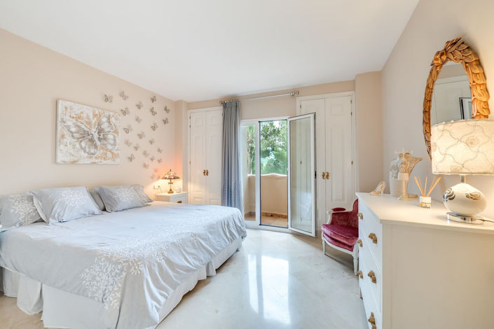 Image No.30-3 Bed Apartment for sale