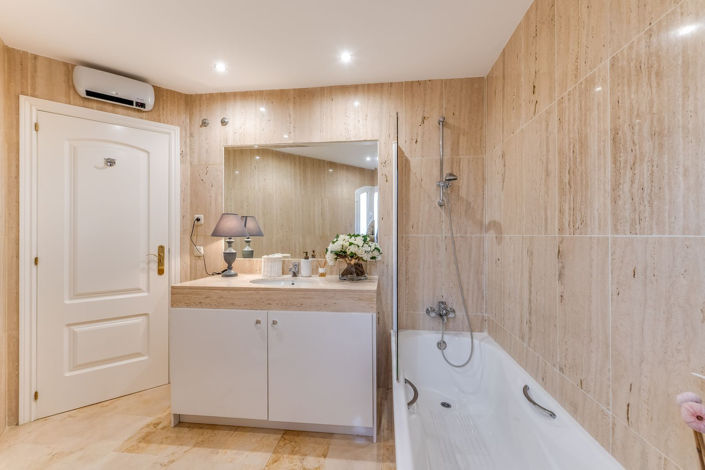 Image No.34-3 Bed Apartment for sale