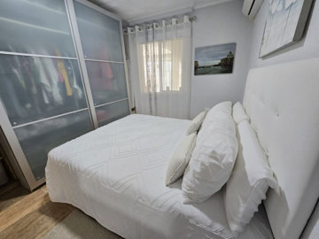 13-5fd73dea700db77384c091ca9818b1a9