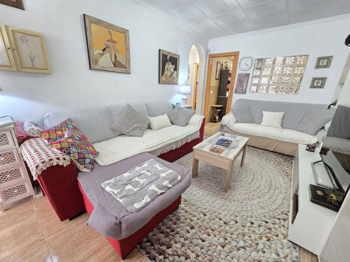 Image No.9-2 Bed House for sale