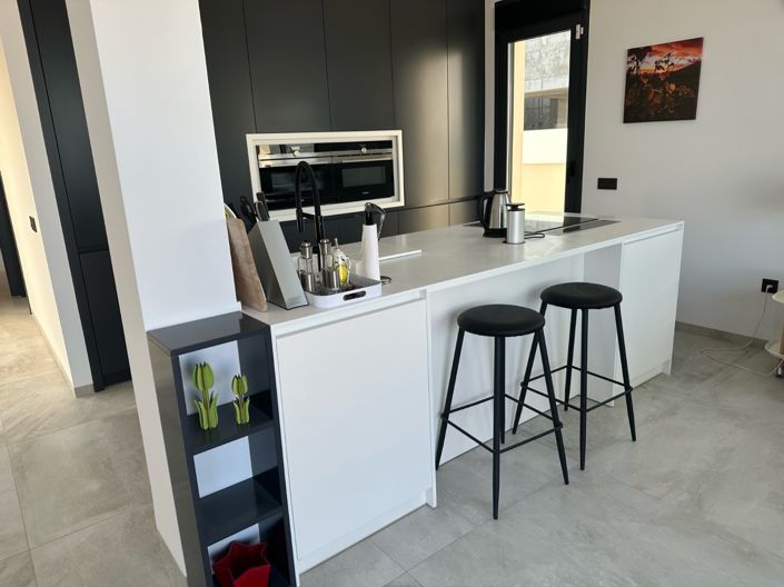 Image No.7-4 Bed Villa for sale