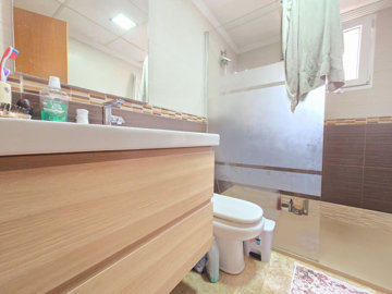 13-5fd73dea700db77384c091ca9818b1a9