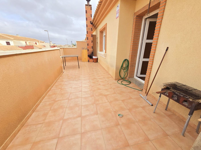 Image No.19-3 Bed House for sale