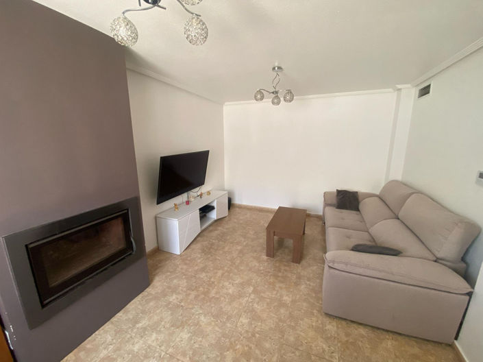 Image No.2-3 Bed House for sale