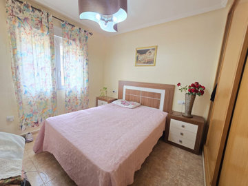 8-e64a9055bba3e77ac8aca3b893cdf826