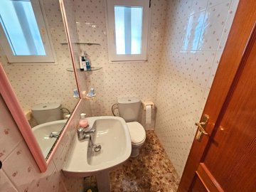 19295bedroomvillainmardecristal15032411372120