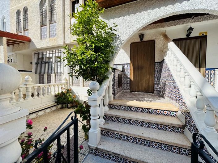 Image No.1-Maison de ville de 5 chambres à vendre à La Mata