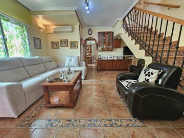 3098threebedroomtownhouseinlosalcazares210524