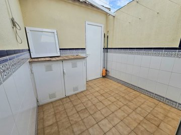 3098threebedroomtownhouseinlosalcazares210524