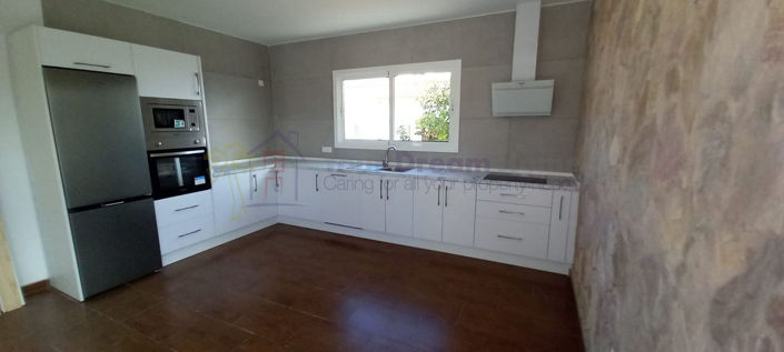 Image No.4-Maison de 3 chambres à vendre à Triquivijate