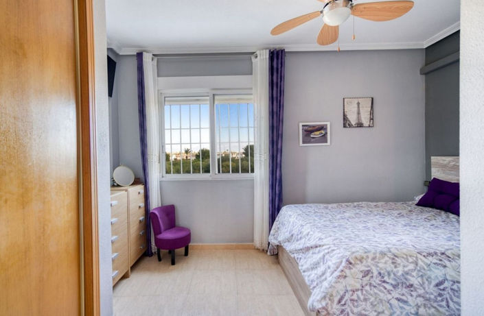 Image No.13-3 Bed House for sale