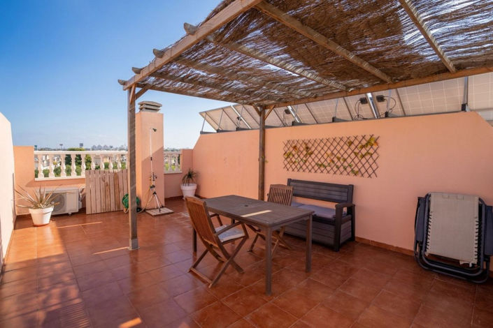 Image No.3-3 Bed House for sale