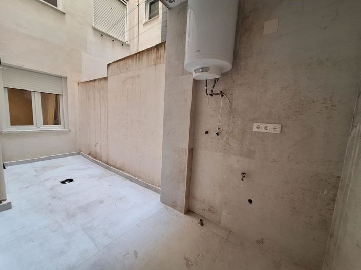 Image No.20-3 Bed Apartment for sale