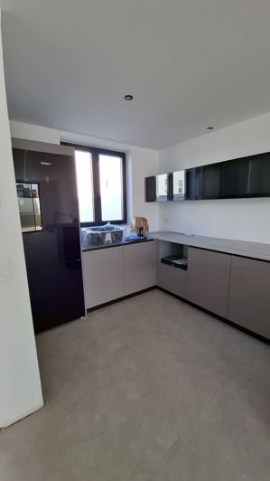 Image No.24-3 Bed House for sale