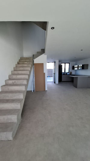 Image No.28-3 Bed House for sale