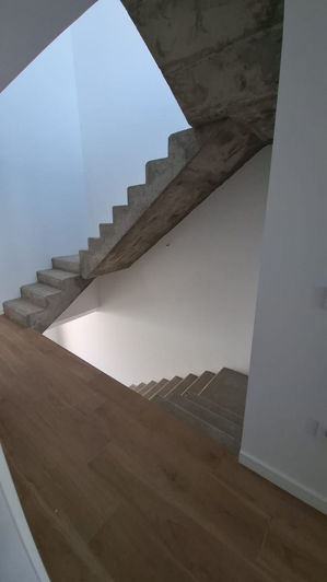 Image No.37-3 Bed House for sale