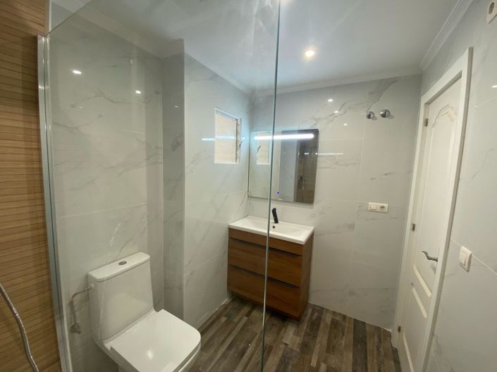 Image No.24-2 Bed Apartment for sale