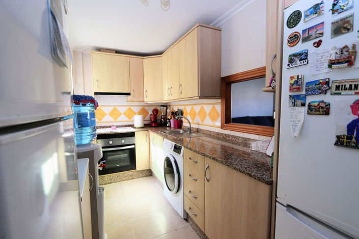 Image No.13-3 Bed House for sale