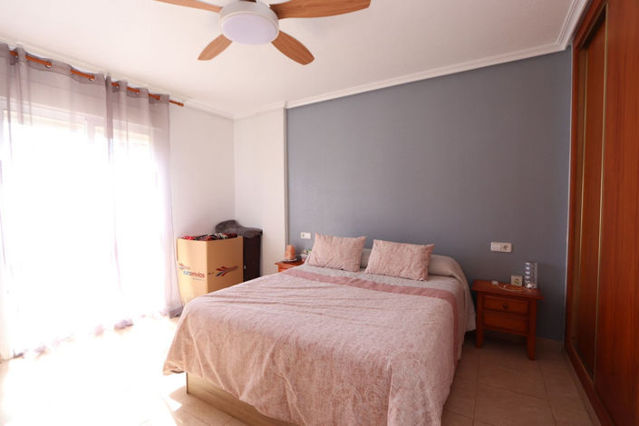 Image No.16-3 Bed House for sale