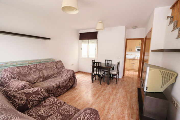 Image No.2-3 Bed House for sale