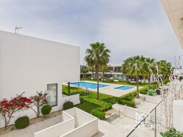 574threebedroompenthouseinmardecristal0505251