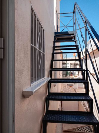 Image No.24-2 Bed Bungalow for sale