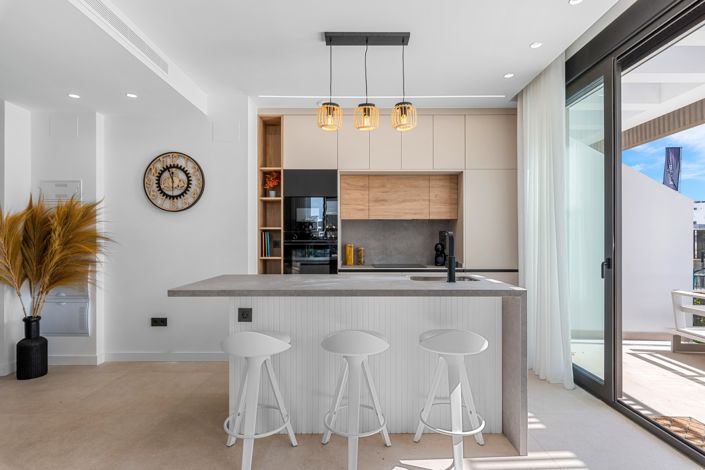 Image No.7-3 Bed Apartment for sale