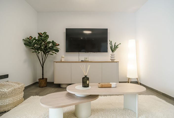 Image No.10-3 Bed Apartment for sale