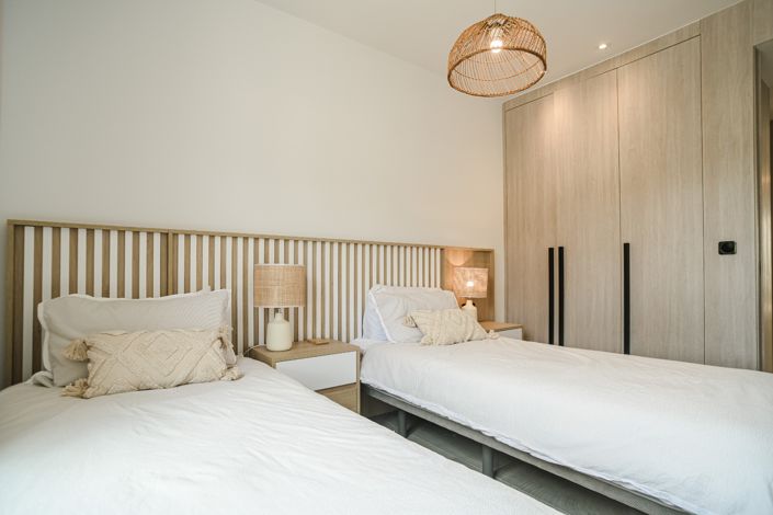 Image No.22-3 Bed Apartment for sale