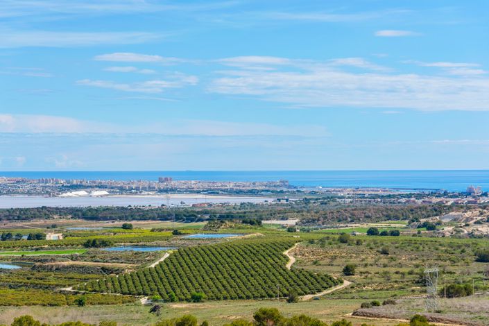 Image No.26-2 Bed Property for sale