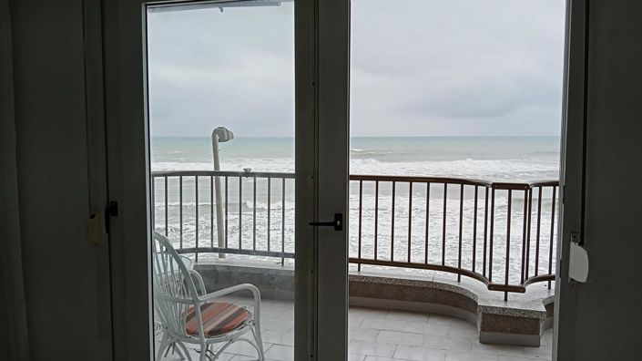 Image No.17-3 Bed Apartment for sale