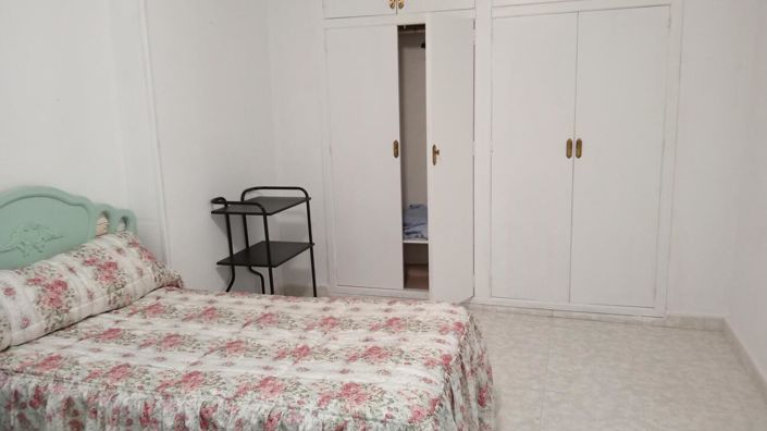 Image No.28-3 Bed Apartment for sale