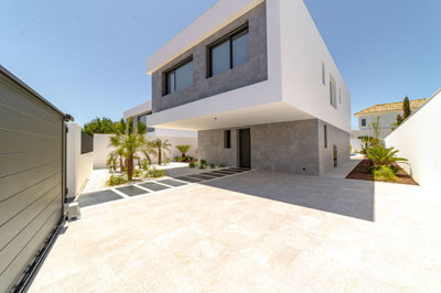 4-c23c0f86247804fa50226aecd8b0b2c8