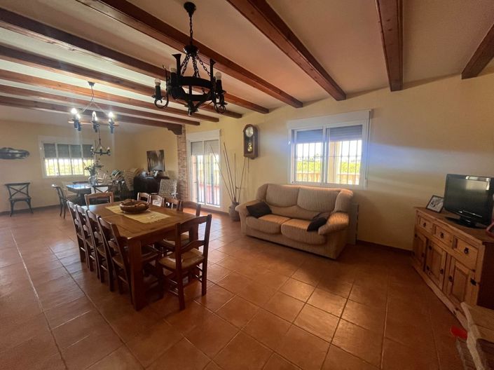 Image No.12-2 Bed Property for sale