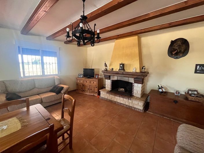 Image No.14-2 Bed Property for sale